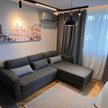 Kolevi Sea Garden Retreat *